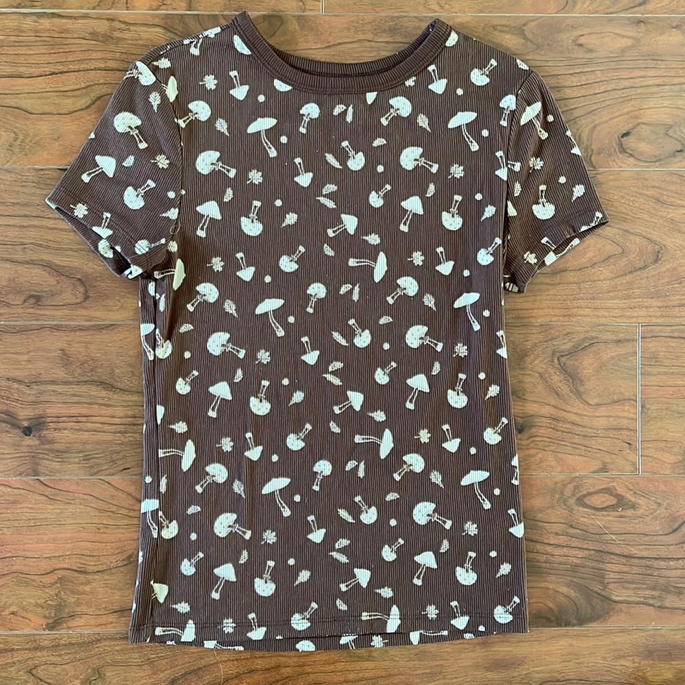No Boundaries Brown and Cream Mushroom Ribbed Short Sleeve Tee Shirt